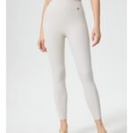 بنطال رياضي PowerStretch لِيقنز