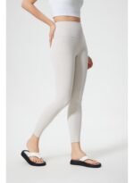 بنطال رياضي PowerStretch لِيقنز - Image 4